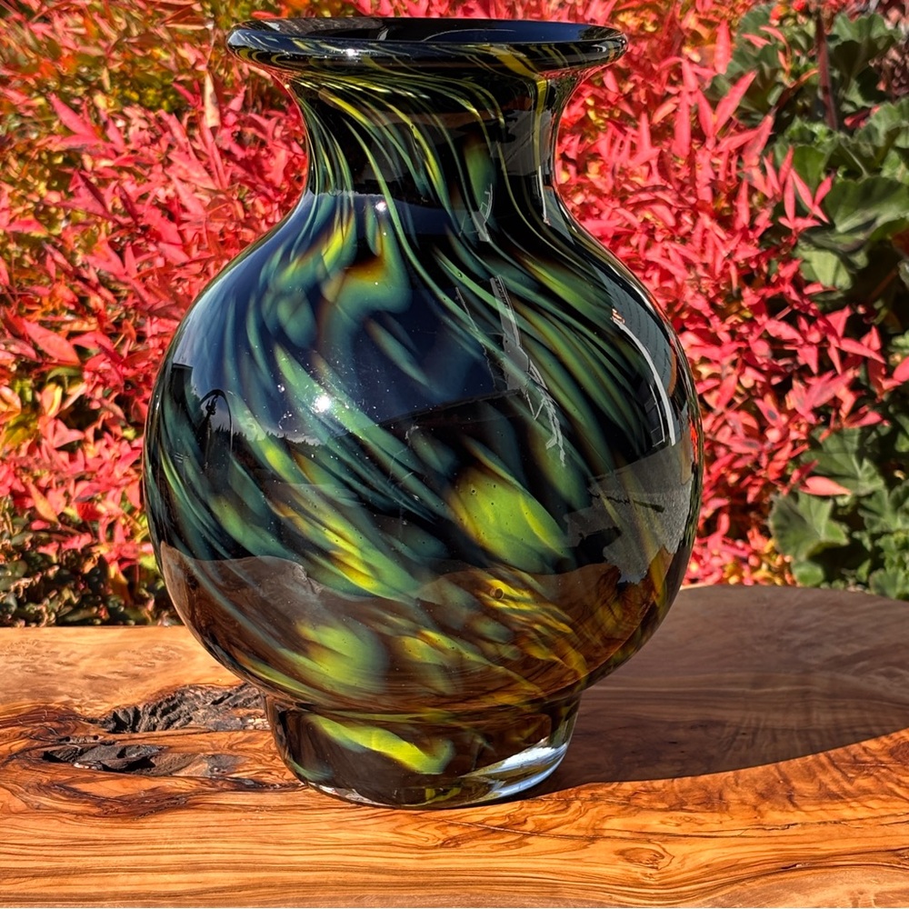 Vintage Kamei Glass Vase Osaka Japan